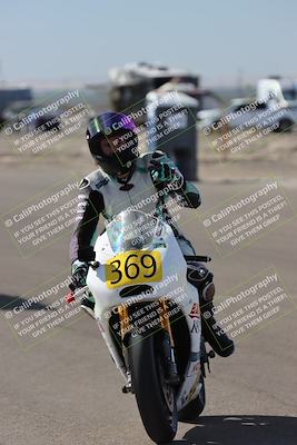 media/Oct-12-2025-CRA (Sun) [[e621380112]]/Around the Pits/